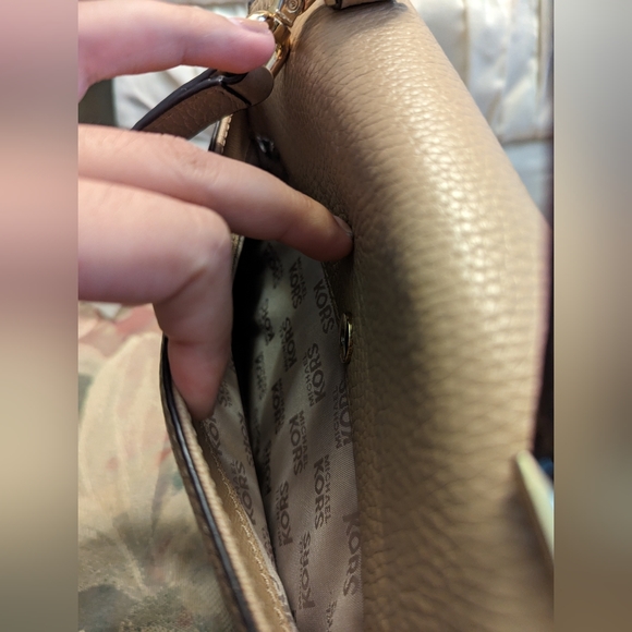 Michael Kors Callie Crossbody Handbag - Picture 6 of 8